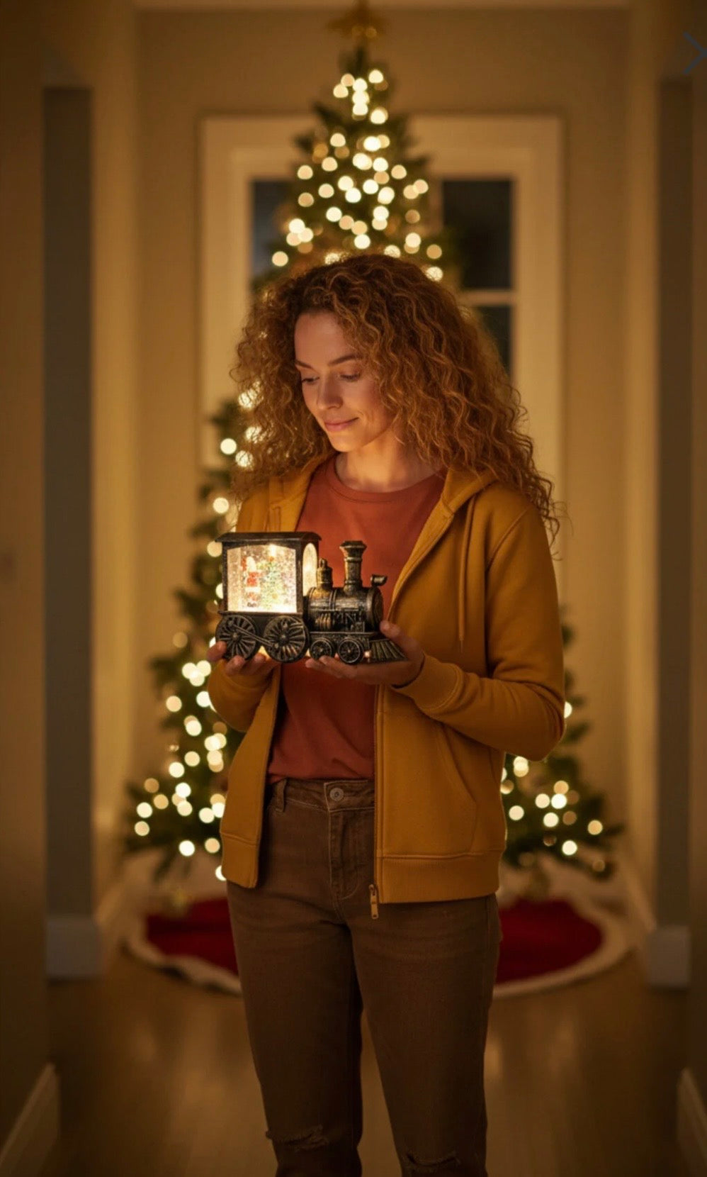 Trenli Yılbaşı Işıklı Kar Küresi Hediyelik Yılbaşı Konsepti 14 Cm Vip